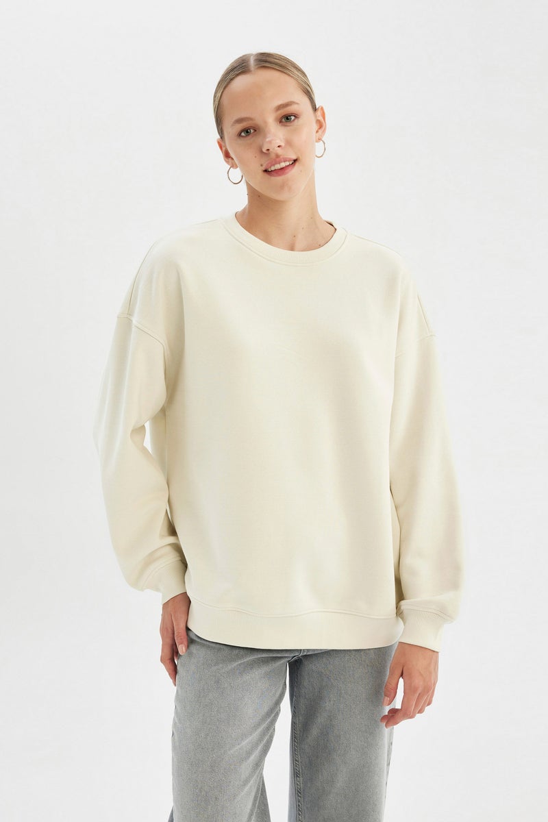 DeFacto Beige Woman Back to School Oversize Fit Thick Sweatshirt Casual - Image 4